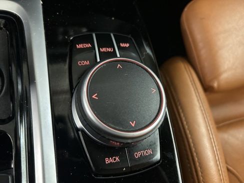 Used 2021 BMW X3 xDrive30i w/ Premium Package image 19