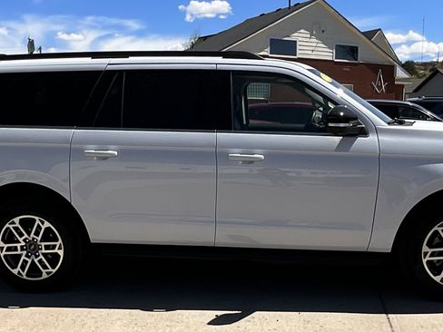 Certified 2025 Ford Expedition Max Active AWD/4WD image 4