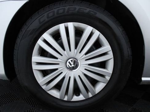 Used 2014 Volkswagen Passat 1.8T S image 6