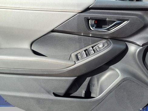 New 2026 Subaru Crosstrek 2.5i Limited w/ Crosstrek Mirror Package image 27