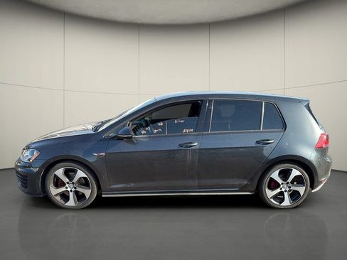 Used 2017 Volkswagen Golf 4-Door FWD image 4