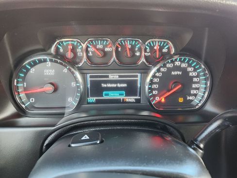 Used 2017 GMC Yukon XL SLT image 14