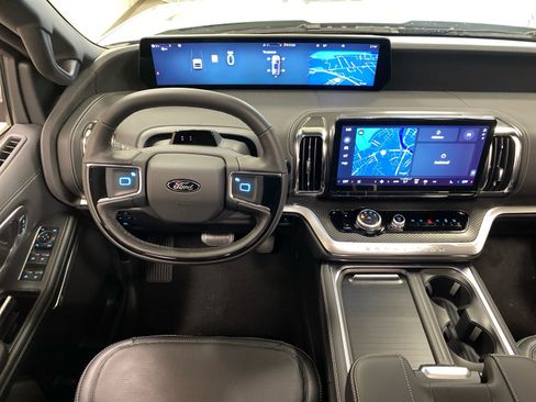 New 2025 Ford Expedition Max Platinum w/ Stealth Performance Package image 25