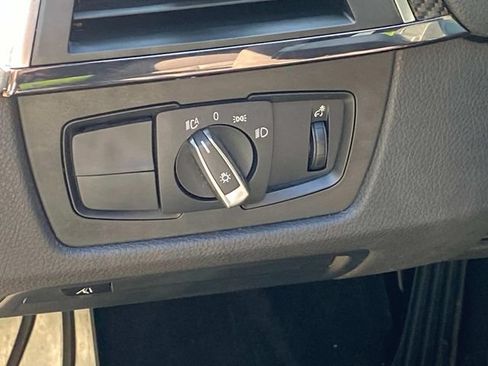 Used 2018 BMW M3 RWD image 15