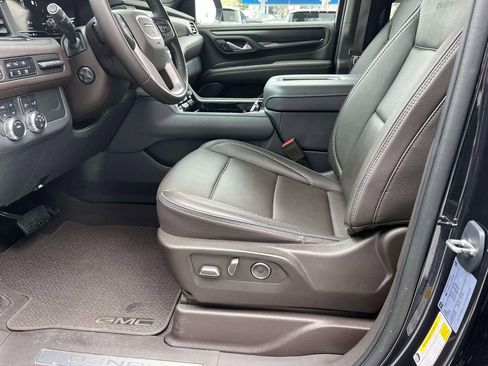 Used 2023 GMC Yukon Denali AWD/4WD image 28