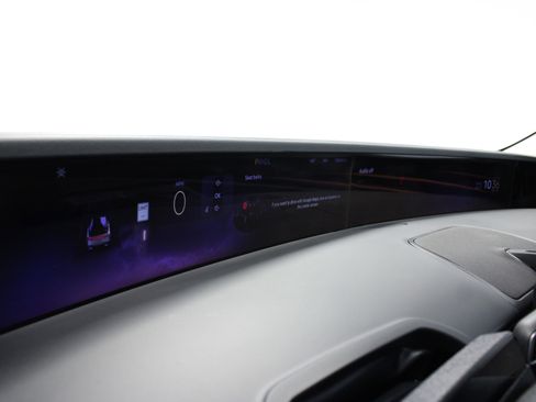 Used 2024 Lincoln Nautilus Reserve image 23