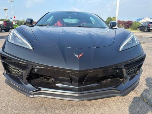 Used 2024 Chevrolet Corvette Stingray Preferred Cpe w/ Z51 Performance Package RWD image 2