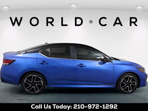 Used 2024 Nissan Sentra SR w/ SR Premium Package image 8