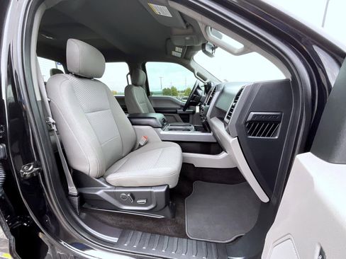 Used 2018 Ford F150 XLT w/ Equipment Group 302A Luxury image 15