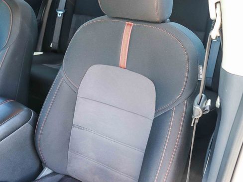 Used 2024 Nissan Sentra SR FWD image 31