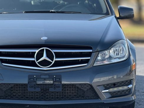 Used 2014 Mercedes-Benz C 250 Sedan image 12