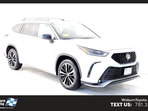 Used 2022 Toyota Highlander XSE image 1
