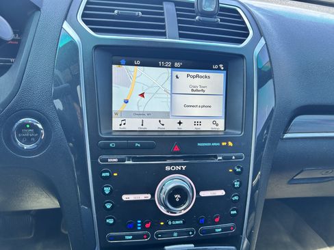 Used 2017 Ford Explorer Limited AWD/4WD image 15