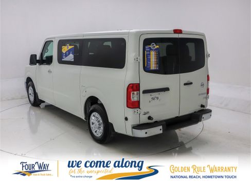 Used 2019 Nissan NV 3500 SV image 6