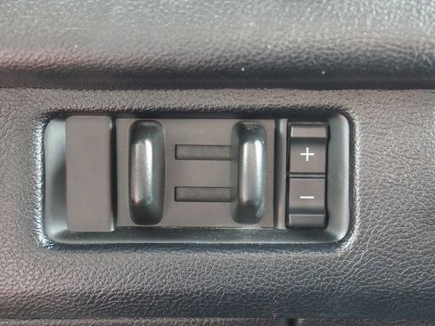 Used 2019 Lincoln Navigator Reserve AWD/4WD image 38