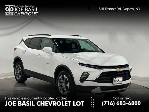 Used 2024 Chevrolet Blazer LT w/ Convenience Package AWD/4WD image 1