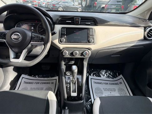 Used 2020 Nissan Versa SV image 13