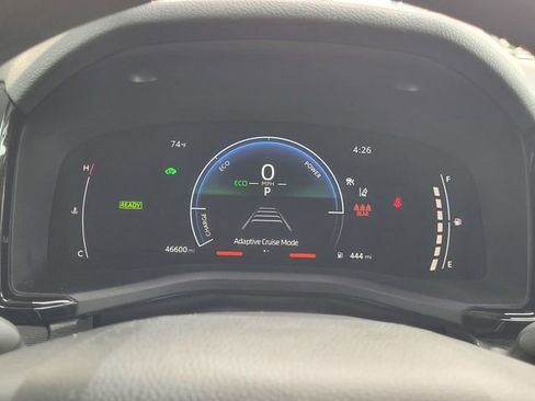 Used 2025 Toyota Camry LE image 8