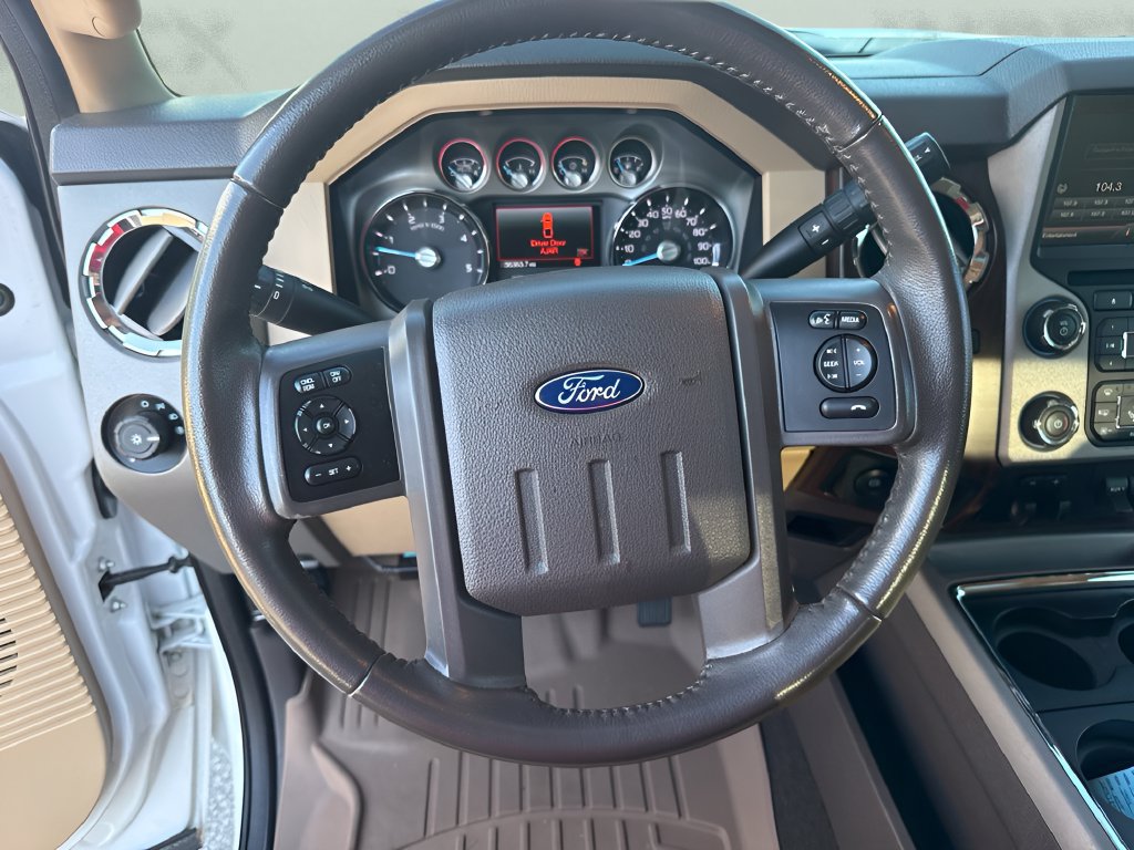 Used 2016 Ford F250 Lariat w/ Lariat Ultimate Package AWD/4WD image 13