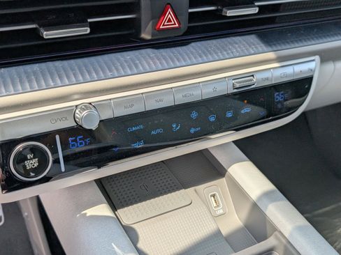 New 2025 Hyundai Ioniq 6 Limited image 26