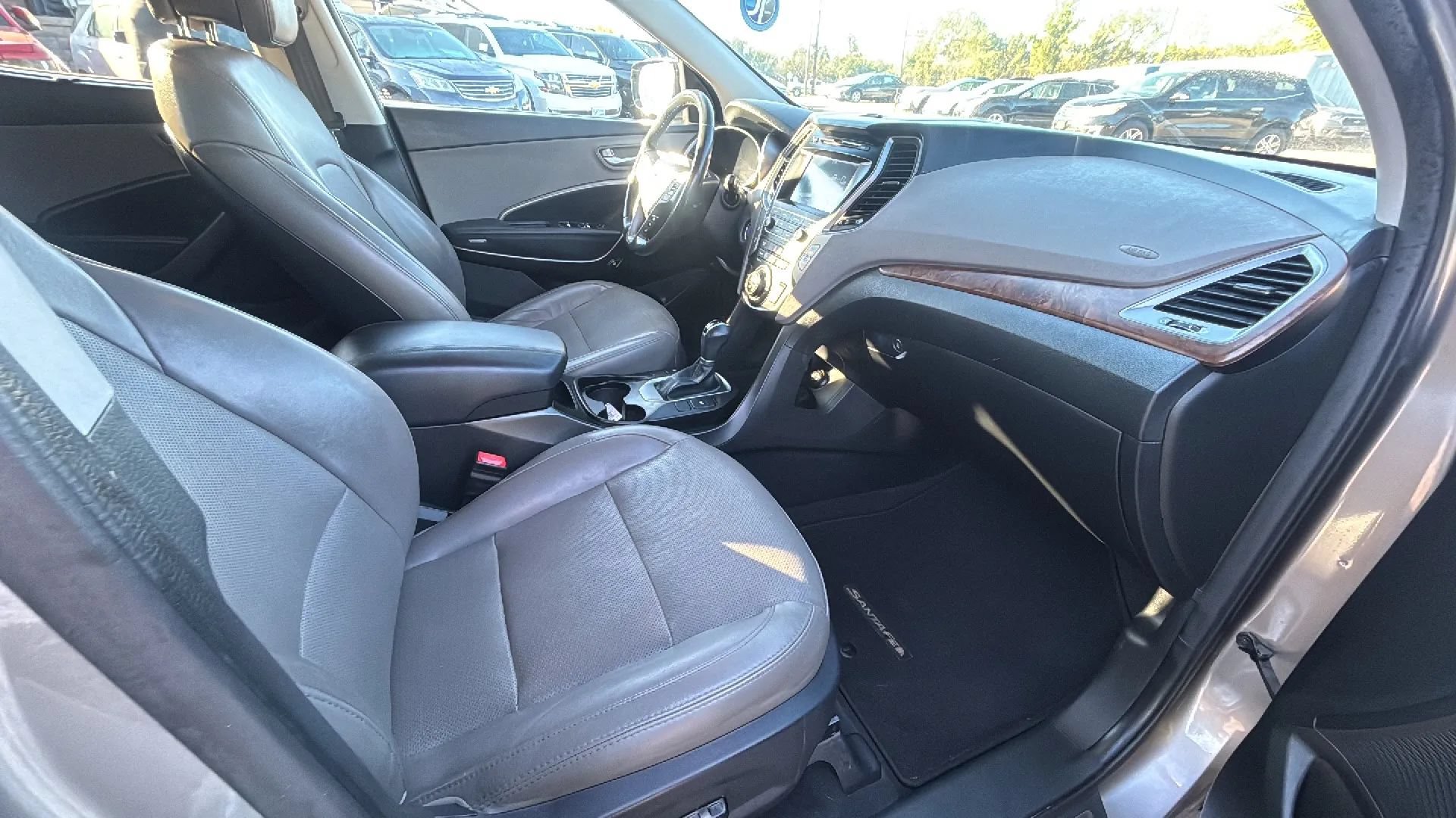 Used 2018 Hyundai Santa Fe Sport FWD image 21