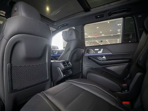 New 2026 Mercedes-Benz GLS 580 GLS 580 image 32