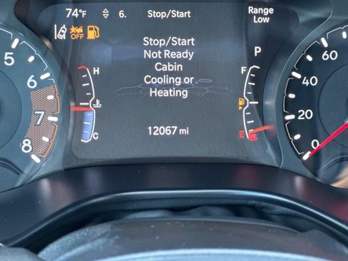 Used 2025 Jeep Compass Limited AWD/4WD image 22