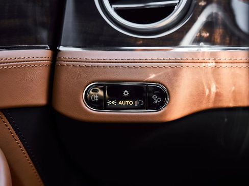 Used 2025 Bentley Continental GT Speed AWD/4WD image 38