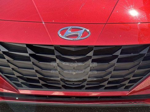 Used 2023 Hyundai Elantra SEL FWD image 6
