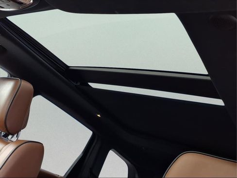 Used 2021 Jeep Grand Cherokee Overland image 13