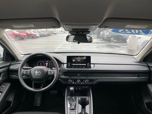Used 2025 Honda Accord LX image 10