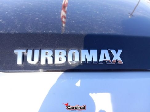 Used 2025 Chevrolet Silverado 1500 Custom Trail Boss w/ LPO, Dark Essentials Package image 9