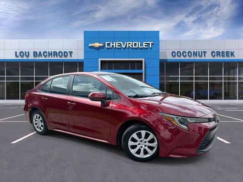 Used 2024 Toyota Corolla LE FWD image 1