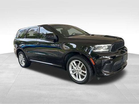 Certified 2023 Dodge Durango GT image 2