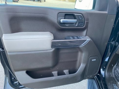 Used 2021 Chevrolet Silverado 1500 LTZ image 17