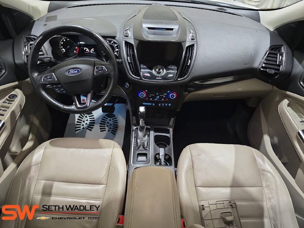 Used 2018 Ford Escape Titanium AWD/4WD image 9