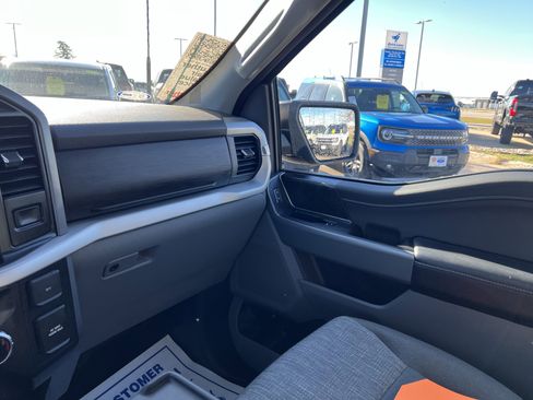 Certified 2022 Ford F150 XLT w/ Equipment Group 302A High image 11