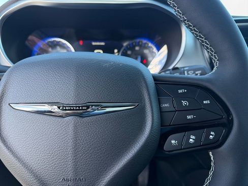 New 2026 Chrysler Pacifica Limited w/ S Appearance Package image 26