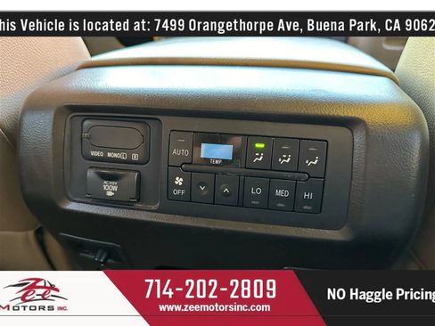 Used 2011 Toyota Sequoia Platinum image 54