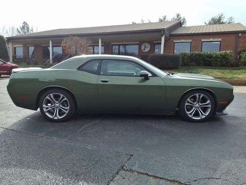 Used 2022 Dodge Challenger GT w/ Plus Package image 2