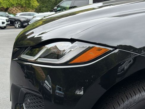 Used 2026 Jaguar F-PACE R-Dynamic S AWD/4WD image 11