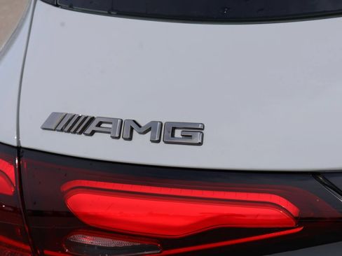Certified 2026 Mercedes-Benz GLC 43 AMG 4MATIC image 9