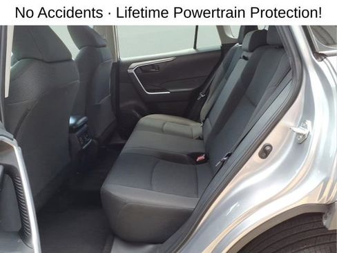 Used 2023 Toyota RAV4 LE AWD/4WD image 23
