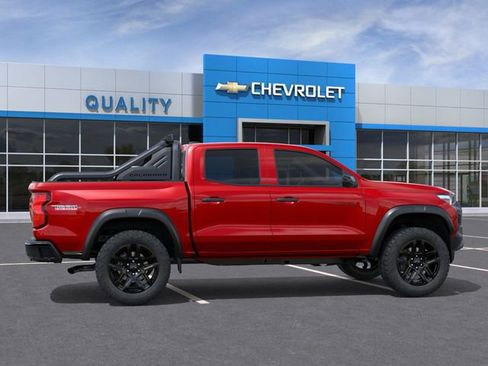 New 2025 Chevrolet Colorado Trail Boss w/ Midnight Edition image 5