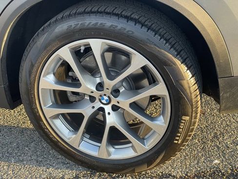 Used 2026 BMW X5 xDrive40i w/ Premium Package image 31