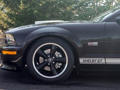 Used 2007 Ford Mustang GT RWD image 4
