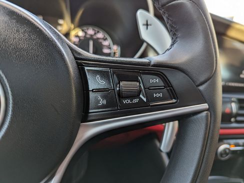 Used 2018 Alfa Romeo Giulia Ti Sport w/ Quick Order Package 22S Sport image 18