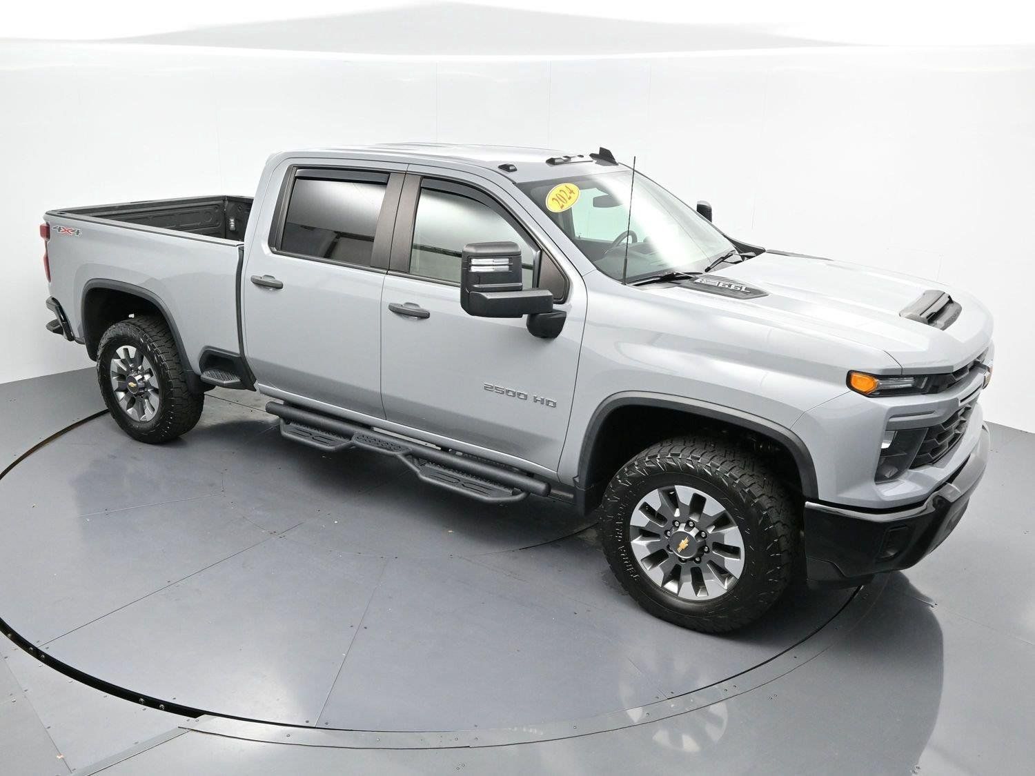Used 2024 Chevrolet Silverado 2500 Custom w/ Custom Convenience Package AWD/4WD image 37