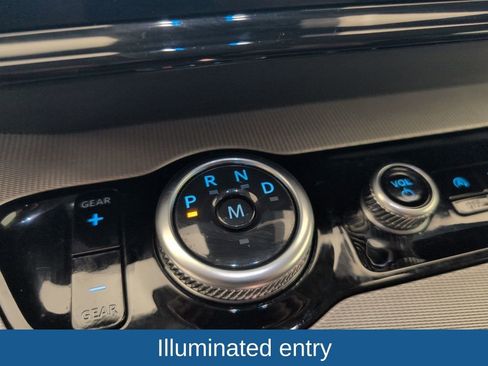 Certified 2025 Ford Expedition Active image 28