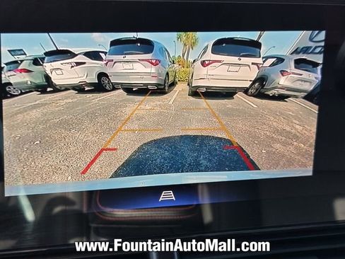 Used 2025 Chevrolet Trax RS w/ Driver Confidence Package FWD image 17